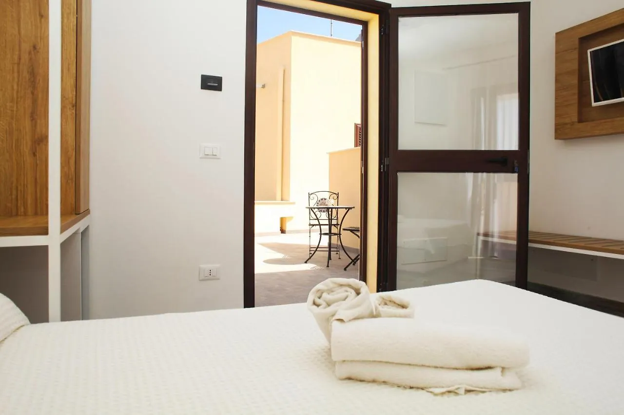 Gli Archi Garden Rooms Favignana Guest house