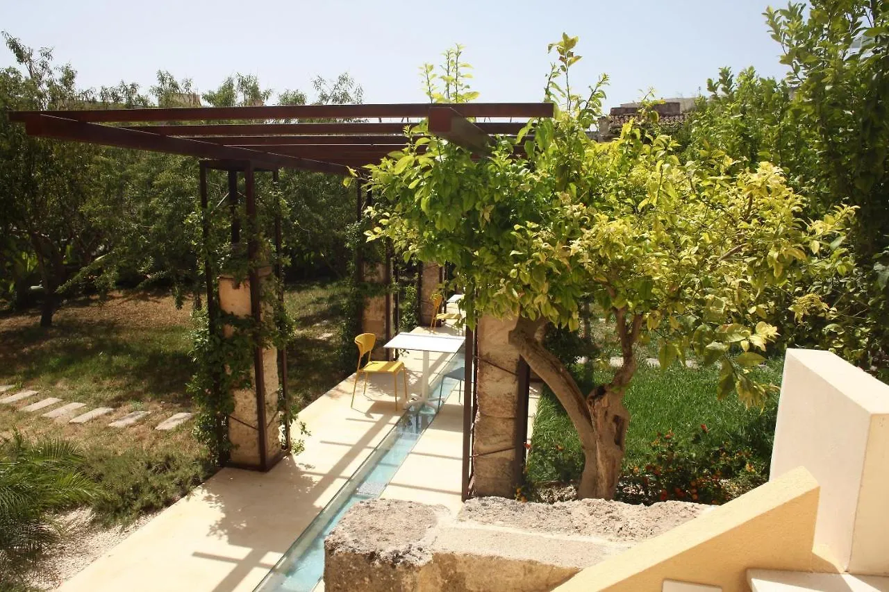Gli Archi Garden Rooms Favignana Guest house